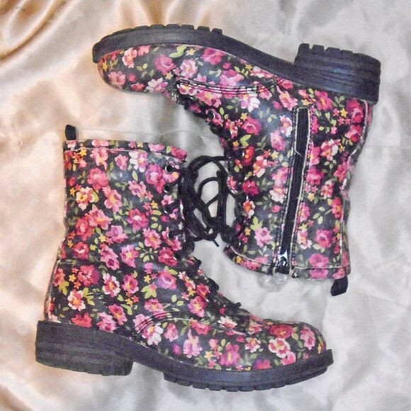 Spring Combat Boots Pink Floral On Black Size 8 1/2 - Picture 2 of 8